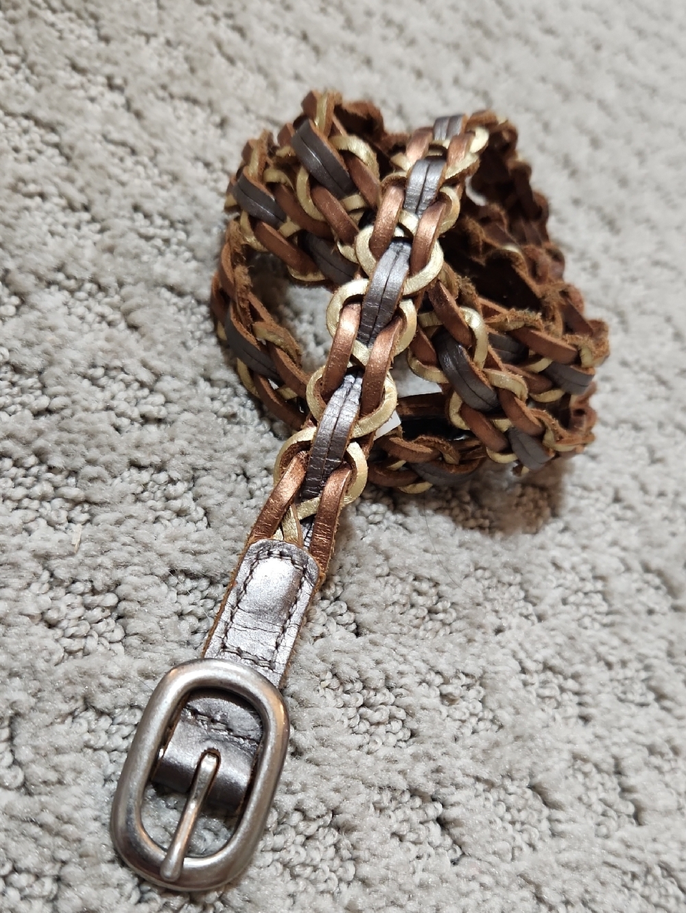 Fossil Braided Leather Belt in Metallic Pewter, Copper Brown, Gold Size Medium - Picture 13 of 13